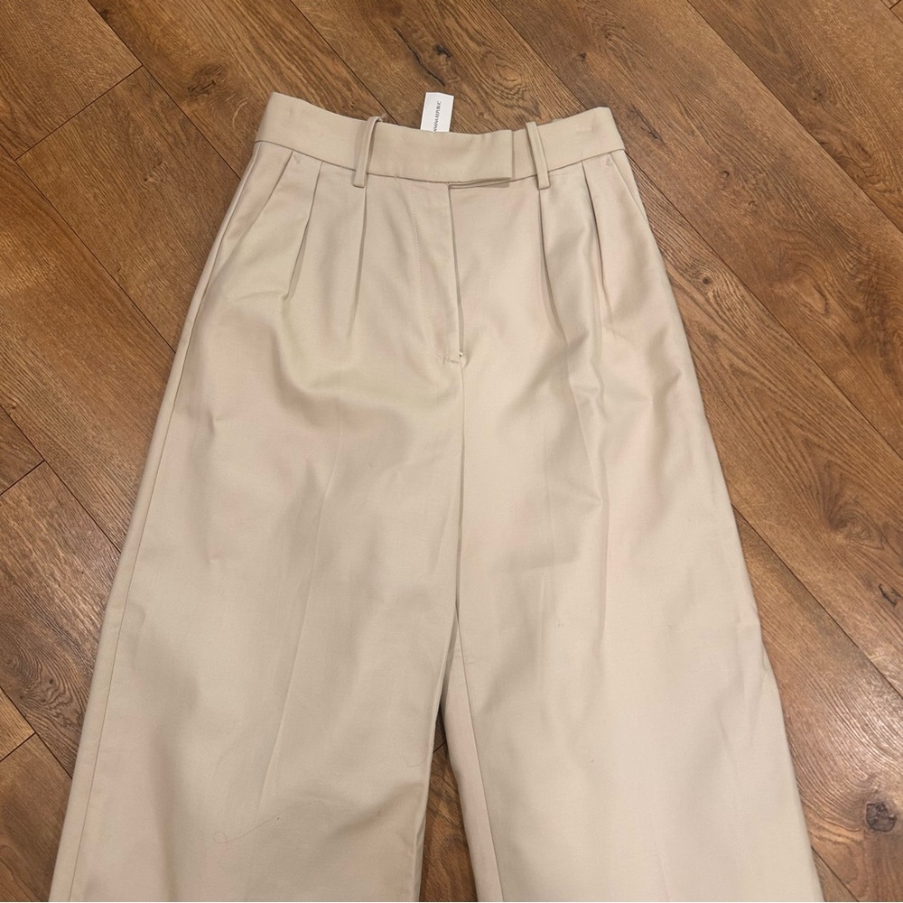 NWT Banana Republic Cruise wide leg pant in light khaki - Size 0S - Picture 8 of 9